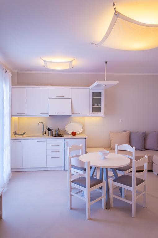 Milos Bay Suites Αδάμας Δωμάτιο φωτογραφία