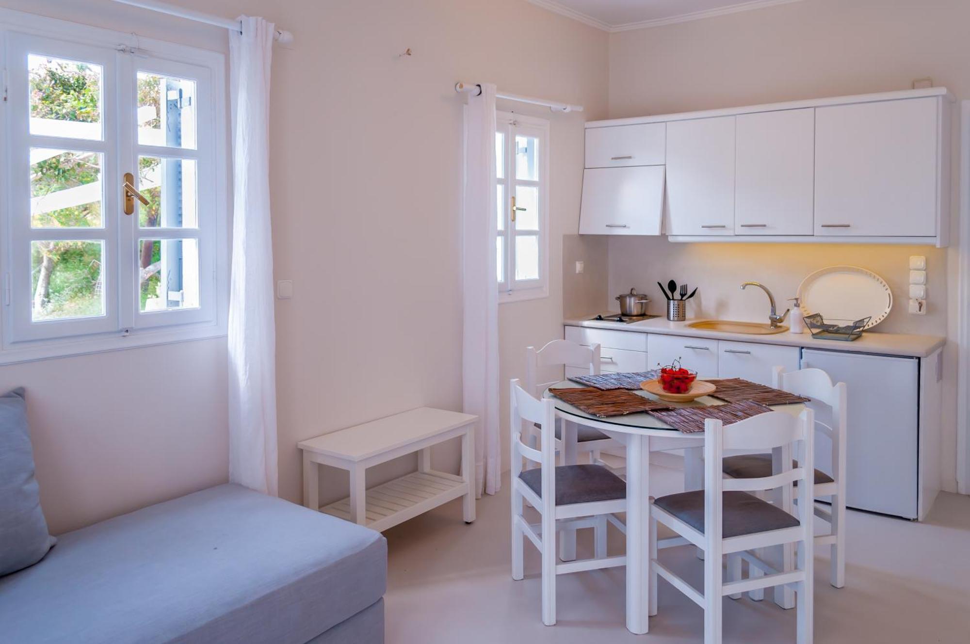Milos Bay Suites Αδάμας Δωμάτιο φωτογραφία