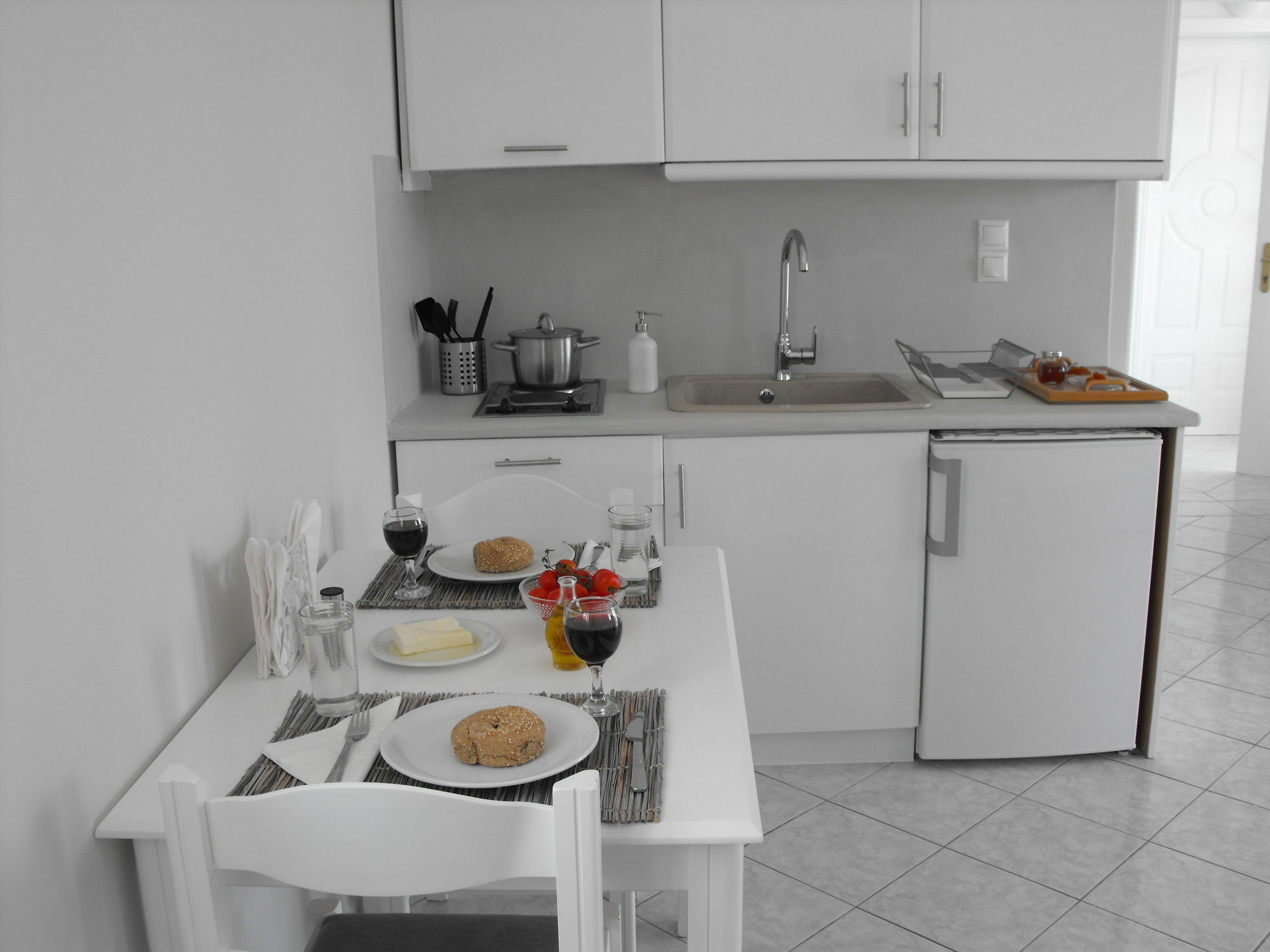Milos Bay Suites Αδάμας Εξωτερικό φωτογραφία